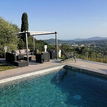 Les Lodges De L'Oliveraie De Virevent กราส ภายนอก รูปภาพ