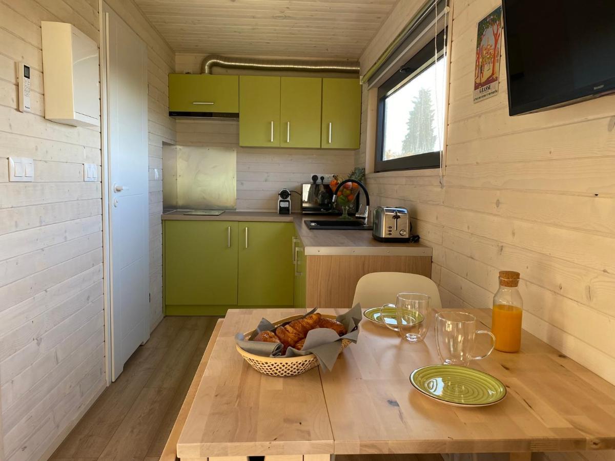 Les Lodges De L'Oliveraie De Virevent กราส ภายนอก รูปภาพ