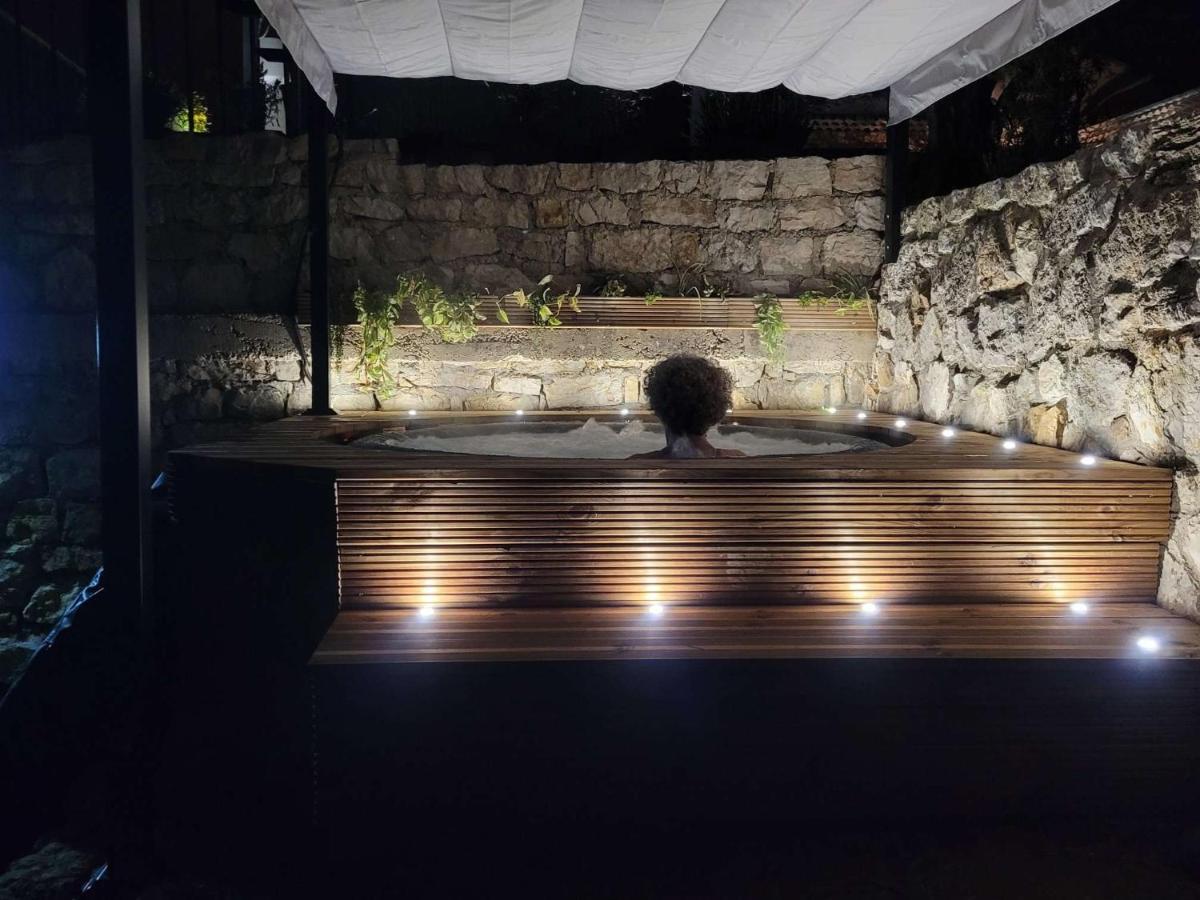 Les Lodges De L'Oliveraie De Virevent กราส ภายนอก รูปภาพ