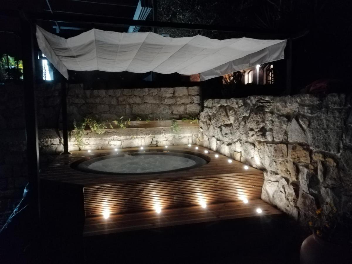 Les Lodges De L'Oliveraie De Virevent กราส ภายนอก รูปภาพ